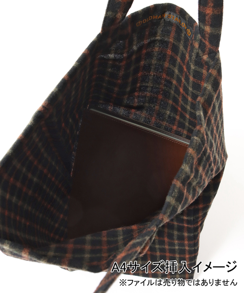 journal standard Furniture （ジャーナルスタンダードファニチャー）の「【R&D.M.Co/オールドマンズテイラー】OMT PRINT TOTE BAG　トートバック（トートバッグ・レディース・ベージュ/ブラック・FREE）」の7枚目の写真