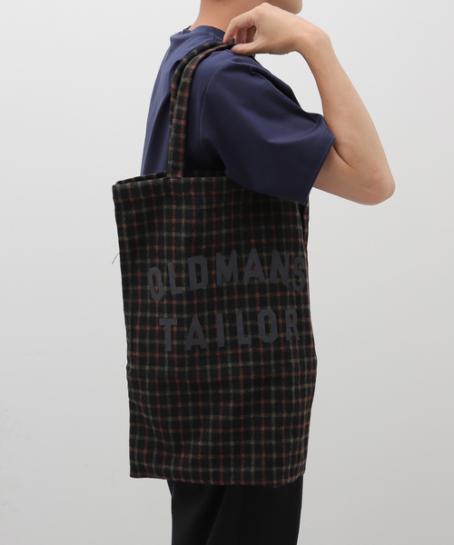 journal standard Furniture （ジャーナルスタンダードファニチャー）の「【R&D.M.Co/オールドマンズテイラー】OMT PRINT TOTE BAG　トートバック（トートバッグ・レディース・ベージュ/ブラック・FREE）」の11枚目の写真