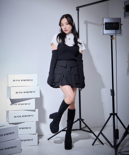 ANDGEEBEE（アンジービー）の「コルセットデザインニット（ニット/セーター・レディース・ホワイト/グレー・FREE）」の6枚目の写真