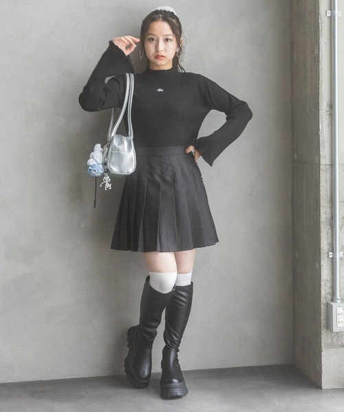 repipi armario（レピピ アルマリオ）の「フレアプチハイリブニット（ニット/セーター・キッズ・その他/ブラック/アイボリー/ブルー系その他/グレー系その他・MEDIUM/SMALL/LARGE）」の15枚目の写真