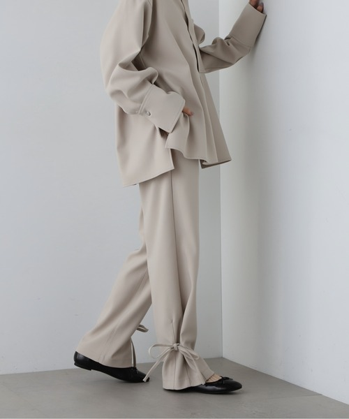 N.（N. Natural Beauty Basic）（エヌエヌナチュラルビューティーベーシック）の「◆【セットアップ対応】サイドストリングパンツ（その他パンツ・レディース・ブルー系その他/ベージュ・SMALL/MEDIUM）」の2枚目の写真