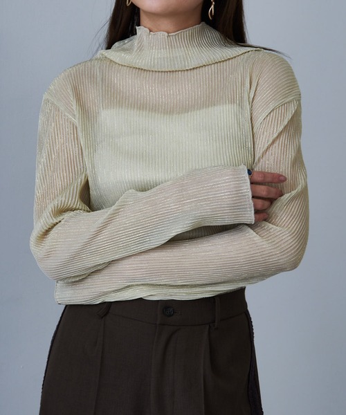 MAISON BREEZE（メゾンブリーズ）の「【MAISON BREEZE】ラメプリーツシアータートルトップス XNN（Tシャツ/カットソー・レディース・ライトグレー/ピンク/ブラック/ゴールド/シルバー/ライトベージュ/グレー/オフホワイト・FREE）」の5枚目の写真