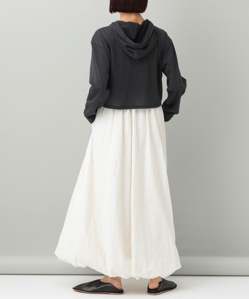 A part by（アパートバイ）の「【e/rm】シアーウラケフーディ（パーカー・レディース・チャコールグレー/アイボリー・FREE）」の12枚目の写真