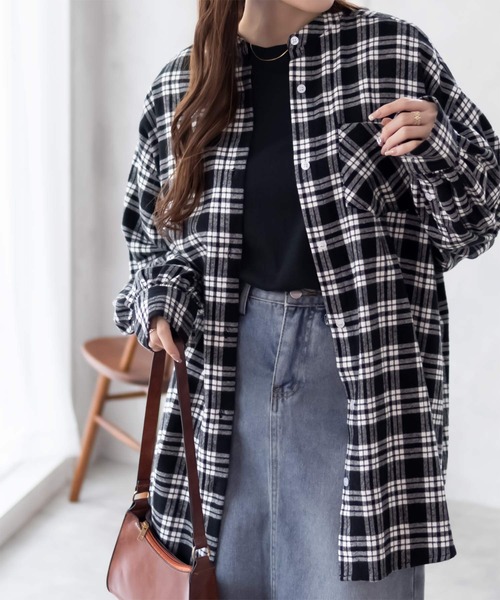 NAVY(ネイビー)の「NAVY ルーズ チェックチュニックシャツ 綿100%(シャツ/ブラウス・レディース・ネイビー/ベージュ/ブラック/ブルー・フリー)」の6枚目の写真