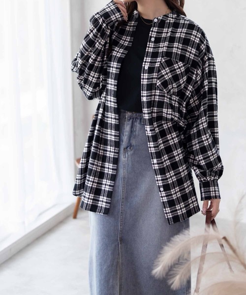 NAVY(ネイビー)の「NAVY ルーズ チェックチュニックシャツ 綿100%(シャツ/ブラウス・レディース・ネイビー/ベージュ/ブラック/ブルー・フリー)」の5枚目の写真