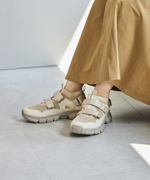 ear PAPILLONNER(イアパピヨネ)の「【SHAKA(シャカ)】OTTER TRAIL AT w/INNER SOCK/スニーカーサンダル(オッタートレイルAT)(スニーカー・レディース・ブラック/ベージュ・6/5/7)」の21枚目の写真
