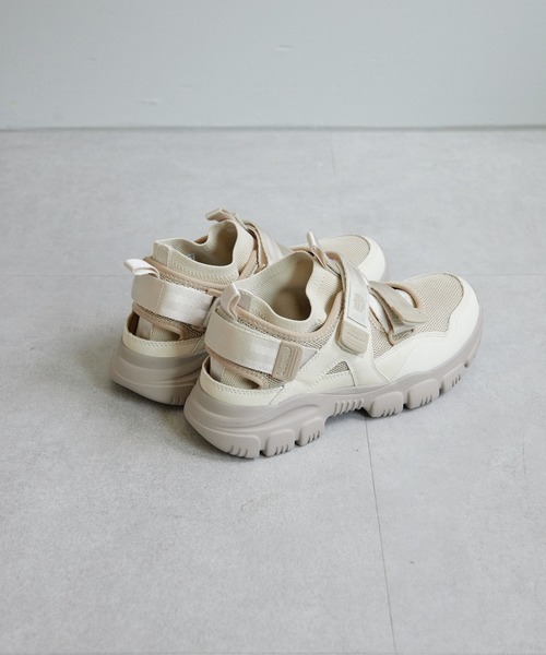 ear PAPILLONNER(イアパピヨネ)の「【SHAKA(シャカ)】OTTER TRAIL AT w/INNER SOCK/スニーカーサンダル(オッタートレイルAT)(スニーカー・レディース・ブラック/ベージュ・6/5/7)」の8枚目の写真