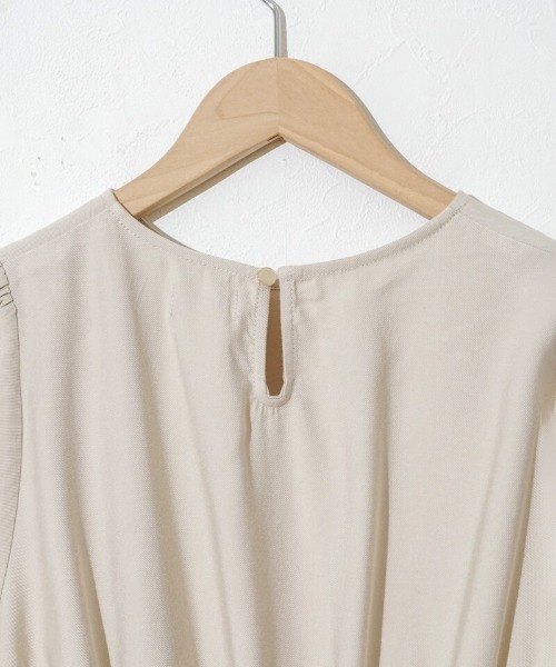 flower（フラワー）の「キャンディースリーブブラウス3（シャツ/ブラウス・レディース・ホワイト/ベージュ・FREE）」の17枚目の写真