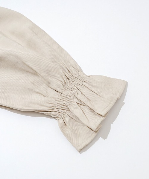 flower（フラワー）の「キャンディースリーブブラウス3（シャツ/ブラウス・レディース・ホワイト/ベージュ・FREE）」の22枚目の写真