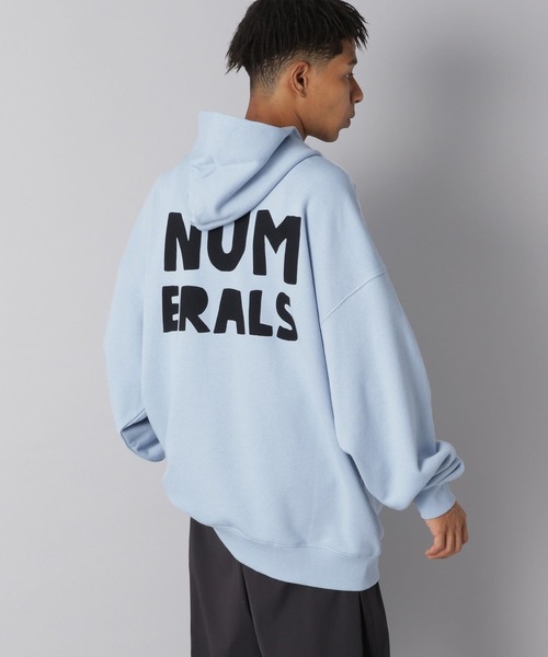 NUMERALS(ヌメラルズ)の「【NUMERALS】ロゴプリントパーカー(パーカー・メンズ・ブラック/ブルー/オフホワイト/ピンク・MEDIUM/LARGE)」の16枚目の写真