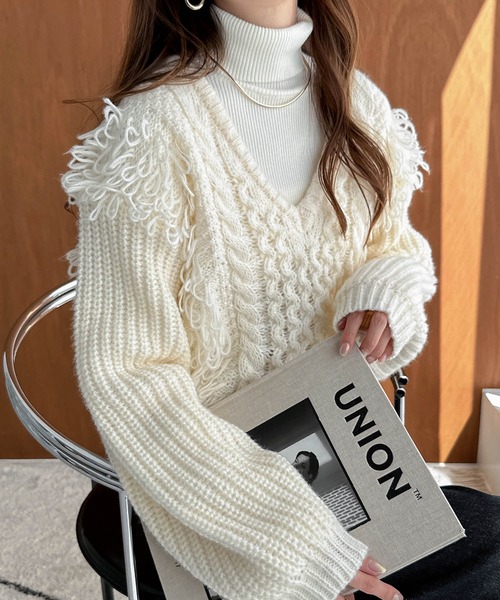 セール】ケーブルフリンジVネックニットトップス（ニット/セーター