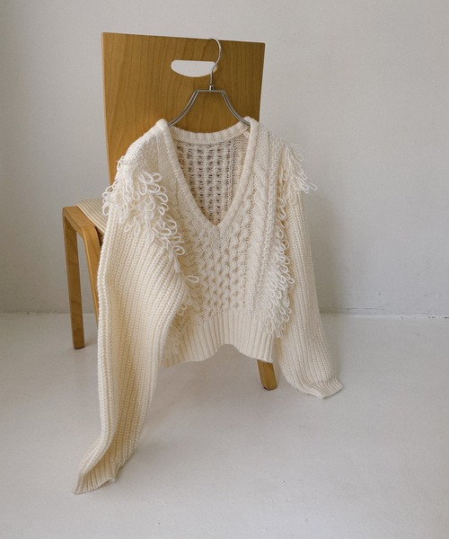 セール】ケーブルフリンジVネックニットトップス（ニット/セーター