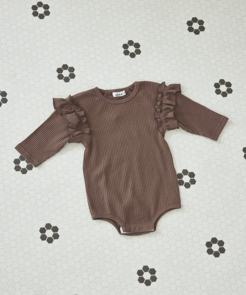 pairmanon（ペアマノン）の「【リンクコーデ】【ベビー】 ワッフル 袖フリル アソート 長袖ロンパース（ロンパース・キッズ・ブラック/ベージュ/ミント/グリーン系その他/ホワイト系その他/ピンク/テラコッタ/ブラウン/パープル系その他/アイボリー/ブラック系その他2/ホワイト系その他2/ホワイト系その他4/ブラック系その他/ブルー・80/70）」の10枚目の写真