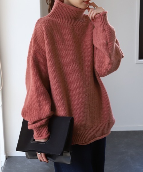 HUG.U(ハグユー)の「「鹿のこ」タートルニット(ニット/セーター・レディース・コーラル/ライトグレー/チェリーレッド/ベージュ系/ライトグレー系/ライトブルー/ライトベージュ/カーキ/ブラック/ブラウン系/グレー/オフホワイト/グレー系/ネイビー系・M/L)」の13枚目の写真