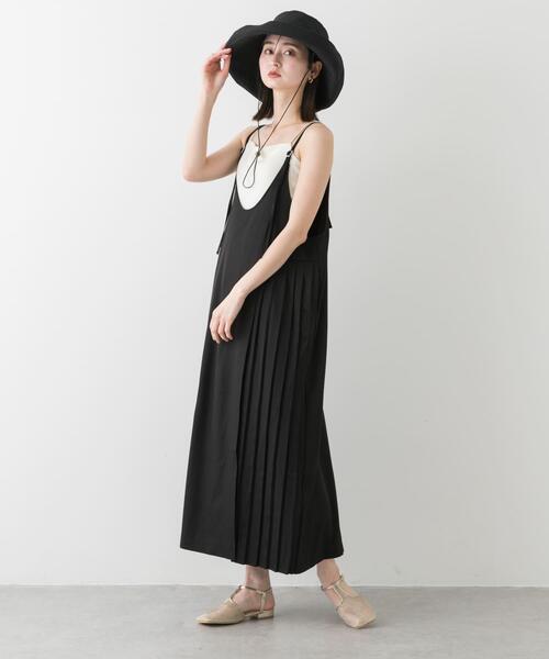 SENSE OF PLACE by URBAN RESEARCH（センスオブプレイスバイアーバンリサーチ）の「プリーツキャミワンピース（ワンピース・レディース・チャコールグレー/ブラック/ライトベージュ・ONE/S）」の9枚目の写真