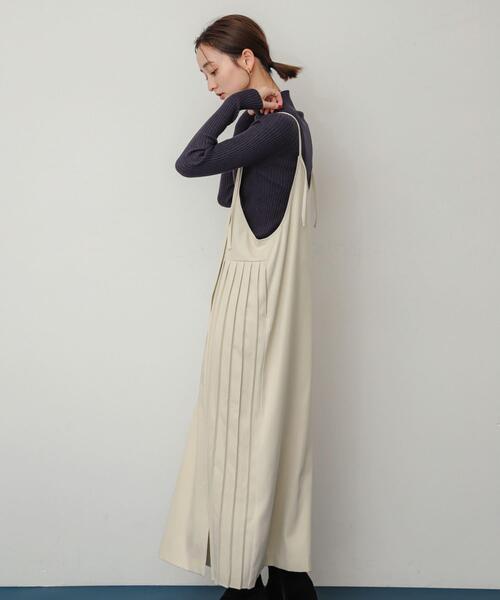 SENSE OF PLACE by URBAN RESEARCH（センスオブプレイスバイアーバンリサーチ）の「プリーツキャミワンピース（ワンピース・レディース・チャコールグレー/ブラック/ライトベージュ・ONE/S）」の18枚目の写真