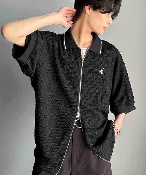 classicalelf（クラシカルエルフ）の「抜け感叶える大人の上品スポーティ。ポロ襟ダブルファスナージャガードトップス（半袖）（Tシャツ/カットソー・メンズ・ブラック/アイボリー・LARGE/MEDIUM/X-LARGE）」の4枚目の写真