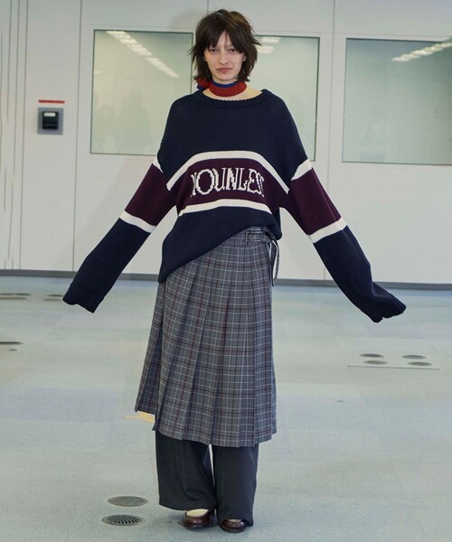NOUNLESS（ナウンレス）の「【NOUNLESS/ナウンレス】CHECK RELAX WIDE PANTS（スラックス・レディース・グレー・1/2）」の2枚目の写真