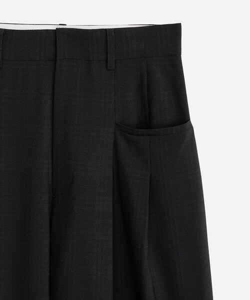 NOUNLESS（ナウンレス）の「【NOUNLESS/ナウンレス】CHECK RELAX WIDE PANTS（スラックス・レディース・グレー・1/2）」の4枚目の写真