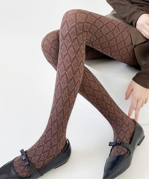 IMARI（イマリ）の「【 IMARI / イマリ 】 レトロ ジャガード フラワー タイツ #（タイツ/ストッキング・レディース・ブラック/ブラウン/パープル/ブルー/グレー・FREE）」の3枚目の写真