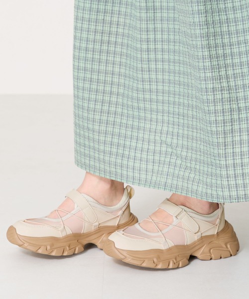 ORiental TRaffic(オリエンタルトラフィック)の「チューブストラップデザインベルトスニーカー/OT3751(スニーカー・レディース・シルバー/ピンク/ブラック・41/39/40/35/36/37/38)」の6枚目の写真