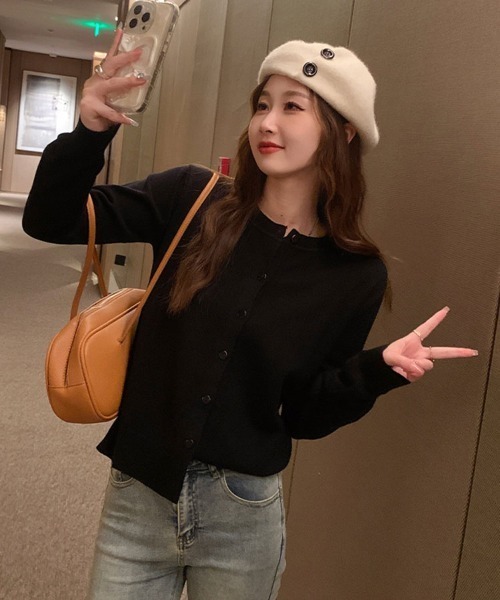 SallyLunn(サリーラン)の「クルーネックニットカーディガン(カーディガン/ボレロ・レディース・ブラック/アイボリー/オレンジ/ワインレッド/グリーン/ブルー/グレー・FREE)」の8枚目の写真