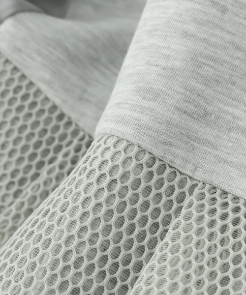 Risley（リズレー）の「Risley/リズレー/バックメッシュフリルパーカ（パーカー・レディース・ホワイト/グレー・F）」の7枚目の写真