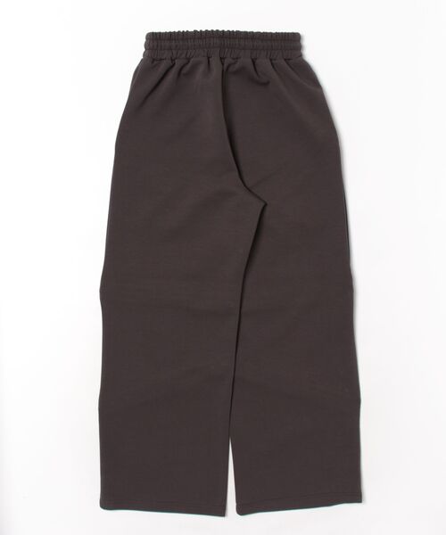 Uenui(ウニュイ)の「ランダム ジップ イージーパンツ(スウェットパンツ・レディース・ブラック/グレー・SMALL/MEDIUM)」の12枚目の写真