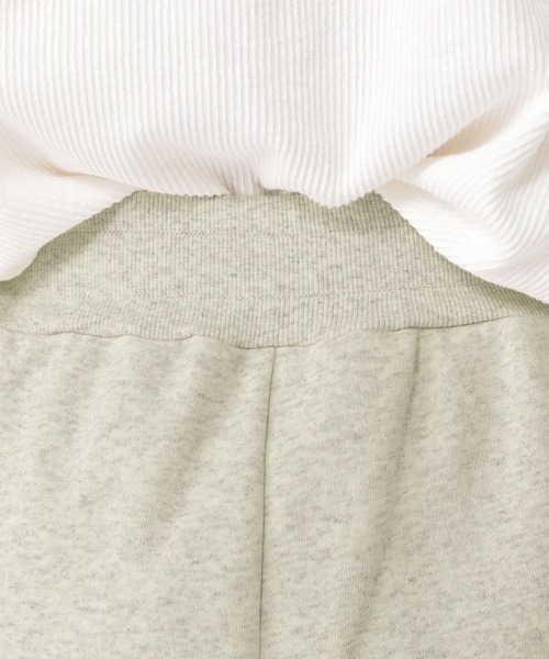 studio CLIP（スタディオクリップ）の「裏毛スッキリストレートパンツ[プチ・トールサイズあり]（スウェットパンツ・レディース・グレー/アイボリー/スモーク・FREE/PF/TF）」の9枚目の写真