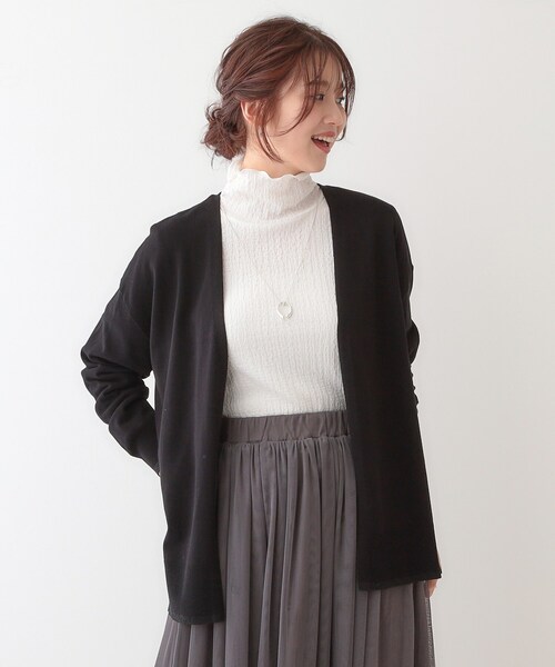 DRESKIP(ドレスキップ)の「【S-LL】リブのラメが華やかな トッパー ニットカーディガン(カーディガン/ボレロ・レディース・ブラック/ナチュラル/ブルー/ベージュ・01/02/03/04)」の12枚目の写真