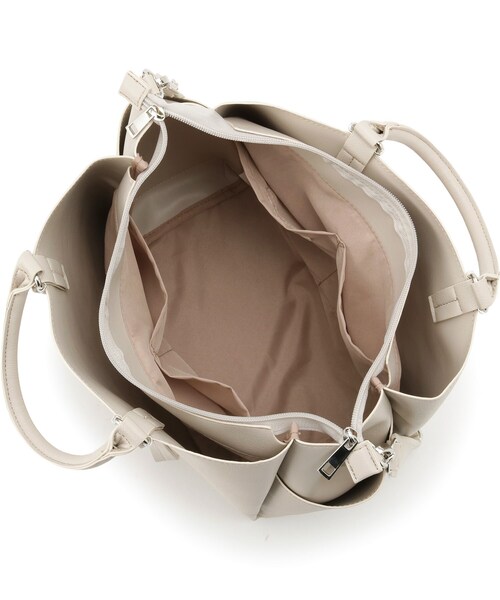 SHOO・LA・RUE(シューラルー)の「3WAYトートバッグ(トートバッグ・レディース・ベージュ系4/ブラック/ナチュラル・00)」の19枚目の写真