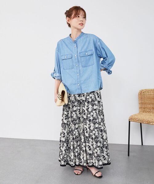 le.coeur blanc（ルクールブラン）の「《手洗い可能》Fanaka別注バイカラーフラワースカート（スカート・レディース・ブルー/ブラック・38）」の9枚目の写真