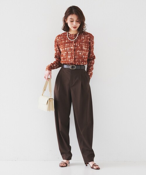 UNTITLED（アンタイトル）の「【セットアップ可能/アンサンブル可能/シアー】チェックプリント カーディガンニット（カーディガン/ボレロ・レディース・キャメル/ネイビー系・00/02/04/44）」の7枚目の写真