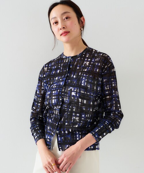 UNTITLED（アンタイトル）の「【セットアップ可能/アンサンブル可能/シアー】チェックプリント カーディガンニット（カーディガン/ボレロ・レディース・キャメル/ネイビー系・00/02/04/44）」の9枚目の写真