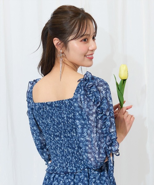 フラワーシャーリングパネルワンピース / Flower shirring panel