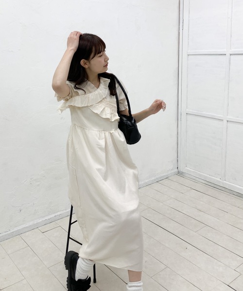 MEIMEIJ メイメイジェイ ミディ丈 ワンピース ベージュ 美品 フリル MEIMEIJ メイメイジェイ ミディ丈 ワンピース ベージュ 美品