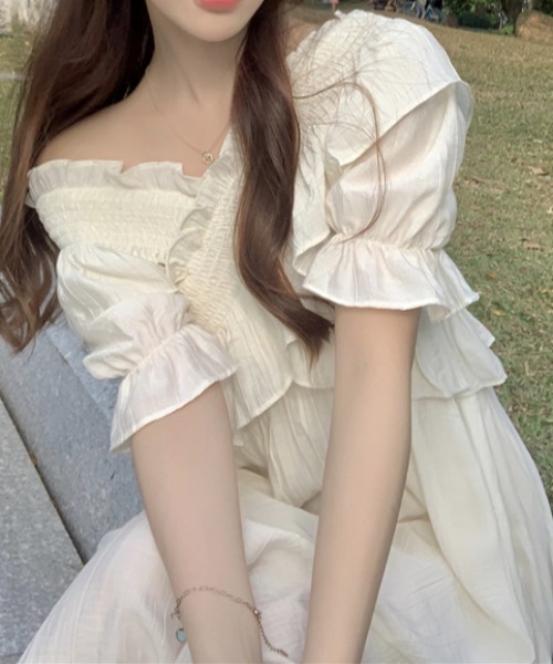 Mejoul(メジュール)の「クロスフリル ミディ丈フレアワンピース(ワンピース・レディース・ホワイト・M/L)」の15枚目の写真