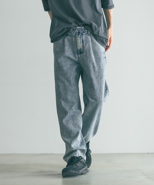 LOWRYS FARM（ローリーズファーム）の「ライトデニムイージーパンツ　 329250（デニムパンツ・メンズ・ブラック/ブルー・MEDIUM/LARGE）」の14枚目の写真
