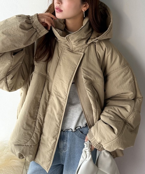 Java（ジャバ）の「《JaVaジャバコラボ》ボリュームシルエットで魅せる