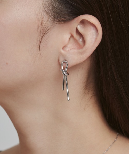 ciite' surgical stainless（シーテサージカルステンレス）の「【 金属アレルギー対応 】結びピアス  (両耳用) サージカルステンレス（ピアス（両耳用）・レディース・シルバー/ゴールド・FREE）」の12枚目の写真