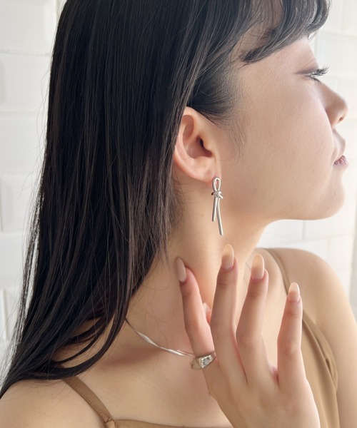 ciite' surgical stainless（シーテサージカルステンレス）の「【 金属アレルギー対応 】結びピアス  (両耳用) サージカルステンレス（ピアス（両耳用）・レディース・シルバー/ゴールド・FREE）」の22枚目の写真