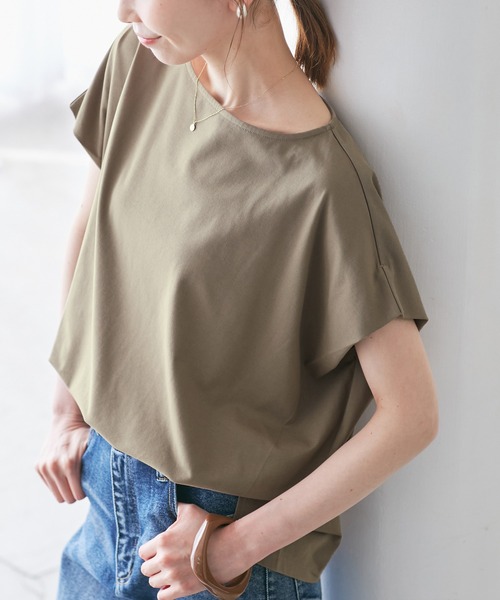 ROPE' PICNIC(ロペピクニック)の「マルチファンクション二の腕すっきり見えカットトップス(Tシャツ/カットソー・レディース・グリーン系その他/ブルー/クリーム/カーキ/ピンク/ブラック/ダークブラウン/オフホワイト・38)」の5枚目の写真