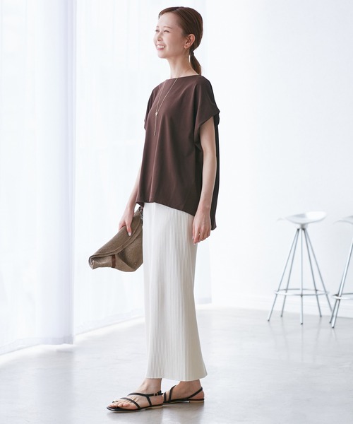 ROPE' PICNIC(ロペピクニック)の「マルチファンクション二の腕すっきり見えカットトップス(Tシャツ/カットソー・レディース・グリーン系その他/ブルー/クリーム/カーキ/ピンク/ブラック/ダークブラウン/オフホワイト・38)」の10枚目の写真