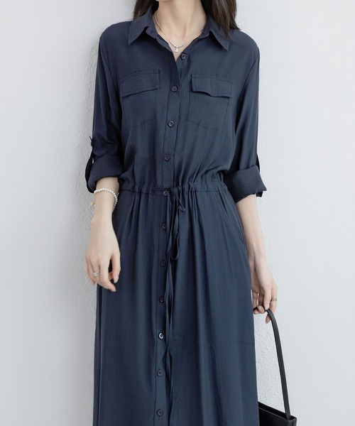 MAISON DE THERESE(メゾン ド テレーズ)の「長袖胸ポケット ロングシャツワンピース(シャツワンピース・レディース・グレー/ブラック/カーキ/アイボリー/ネイビー/ベージュ・S)」の6枚目の写真
