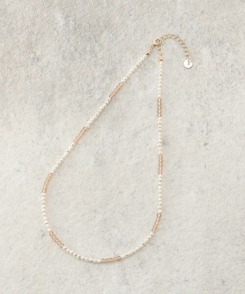 OPAQUE.CLIP（オペークドットクリップ）の「ガラスビーズネックレス（ネックレス・レディース・ホワイト/サンドベージュ/ブルー系その他・00）」の3枚目の写真