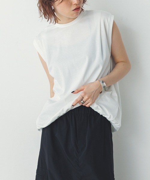 hunch(ハンチ)の「裾バルーン フレンチTシャツ(Tシャツ/カットソー・レディース・ブラック/オフホワイト/ライトイエロー・FREE)」の4枚目の写真