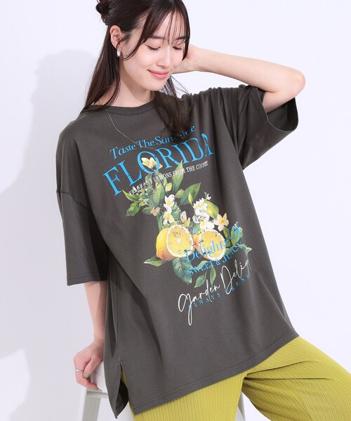 Cutie Blonde（キューティーブロンド）の「【洗える】ゆるシルエットが抜け感を演出 プリントBIG Tシャツ（Tシャツ/カットソー・レディース・ホワイト系1/チャコール/ブラック系1/ブルー系1・00）」の3枚目の写真