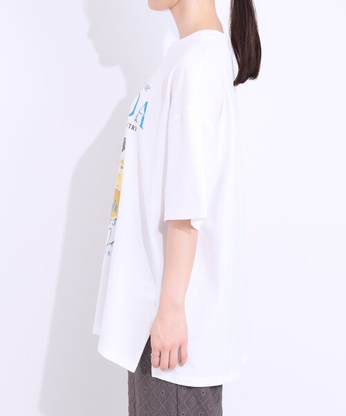 Cutie Blonde（キューティーブロンド）の「【洗える】ゆるシルエットが抜け感を演出 プリントBIG Tシャツ（Tシャツ/カットソー・レディース・ホワイト系1/チャコール/ブラック系1/ブルー系1・00）」の22枚目の写真