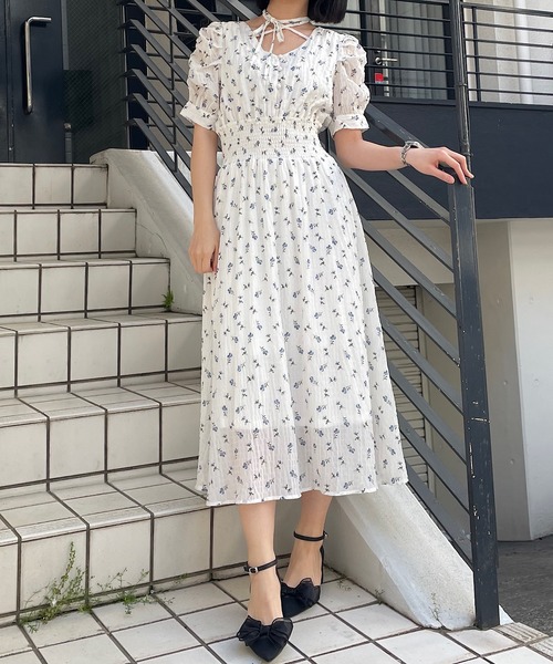 NOMAE(ノーマエ)の「クロスストラップFlowerワンピース(ワンピース・レディース・パープル系その他/ホワイト系その他/ピンク系その他/ブルー系その他・FREE)」の8枚目の写真