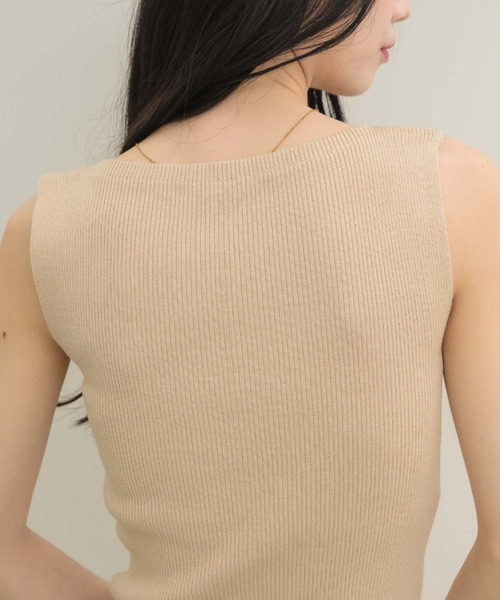 NEUNA（ヌナ）の「ラインタンク（タンクトップ・レディース・ベージュ/ブラック・FREE）」の13枚目の写真